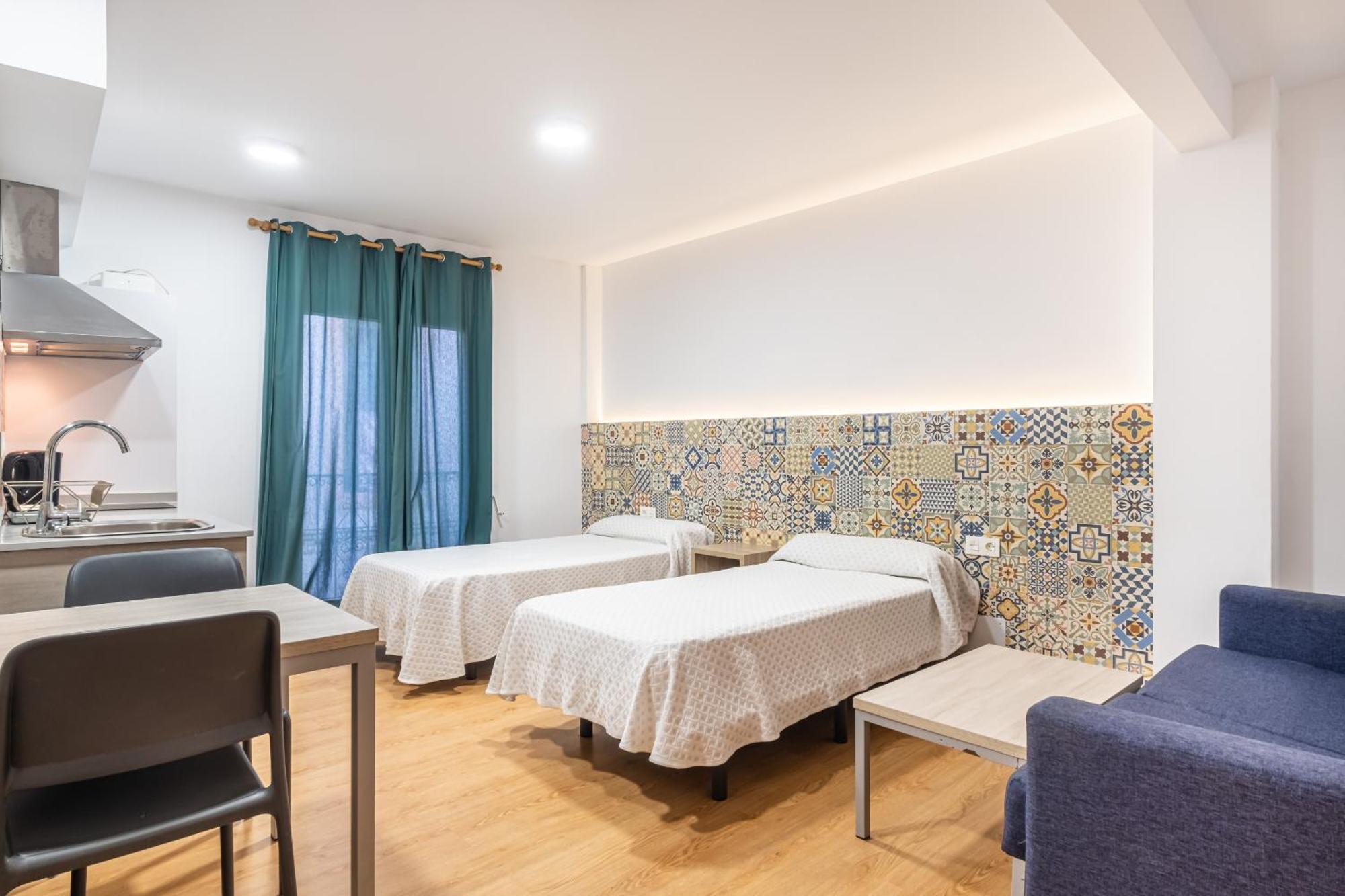 Apartamentos El Castell Benidorm Old-Town Esterno foto