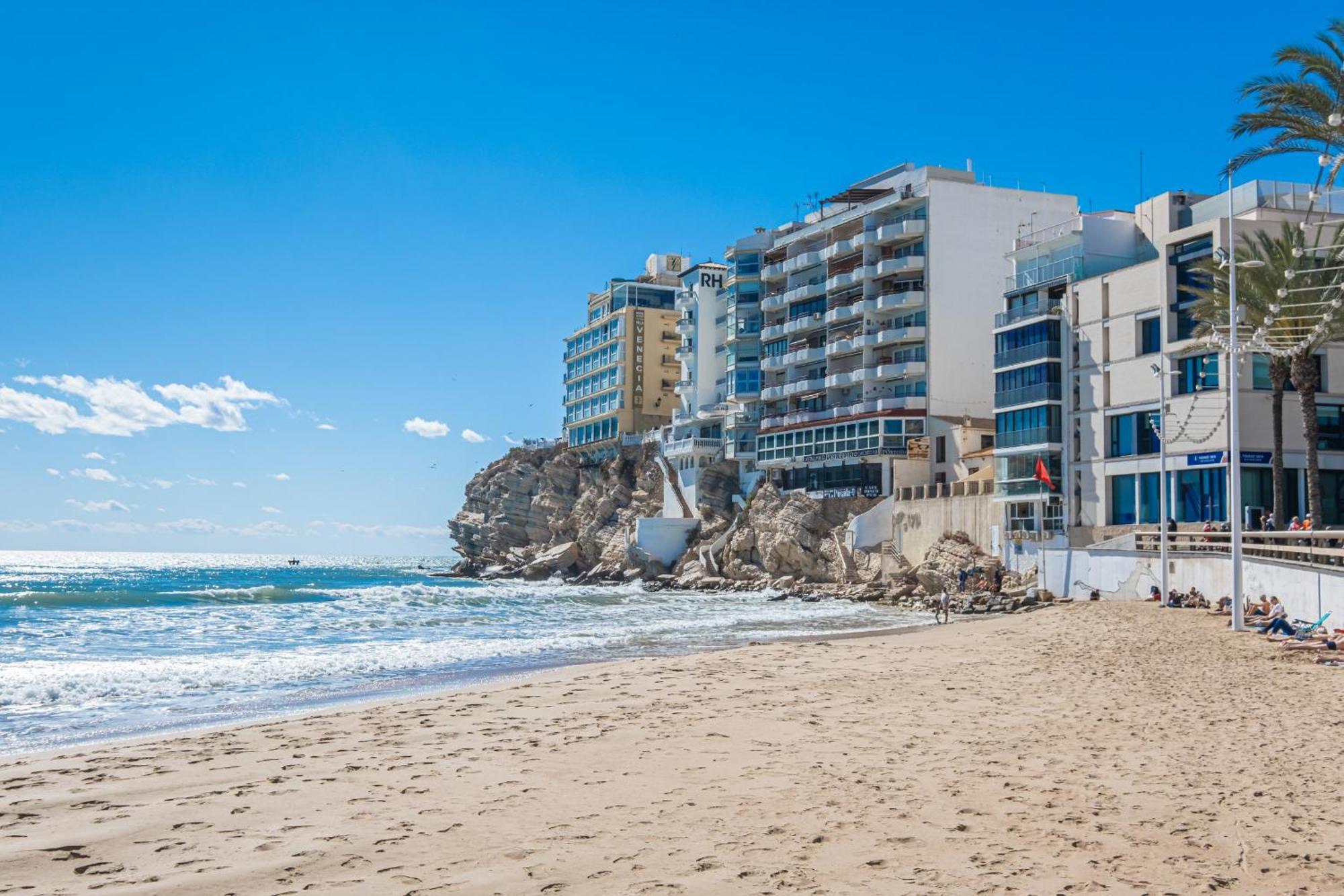 Apartamentos El Castell Benidorm Old-Town Esterno foto