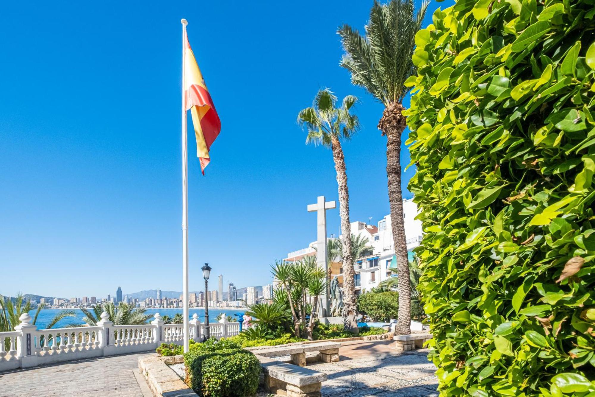 Apartamentos El Castell Benidorm Old-Town Esterno foto